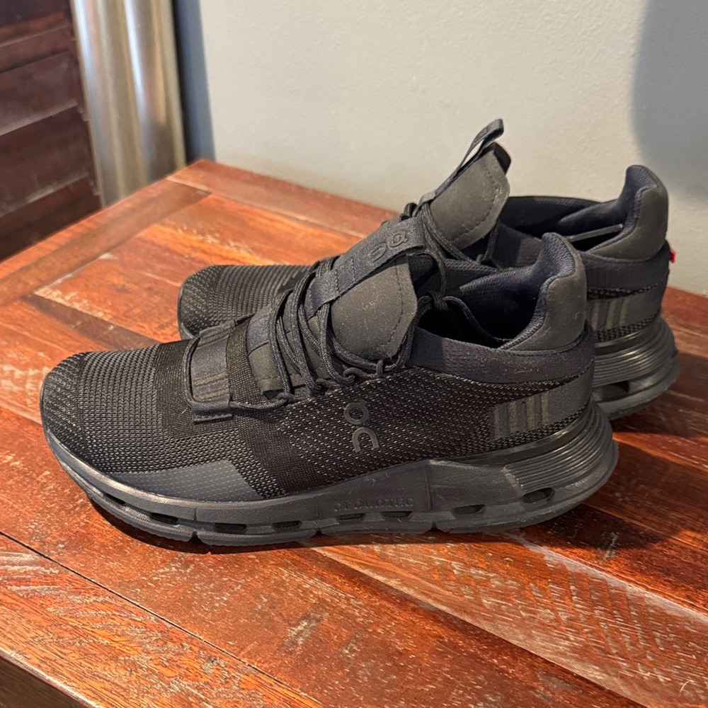 On Running Black Women's Sneakers